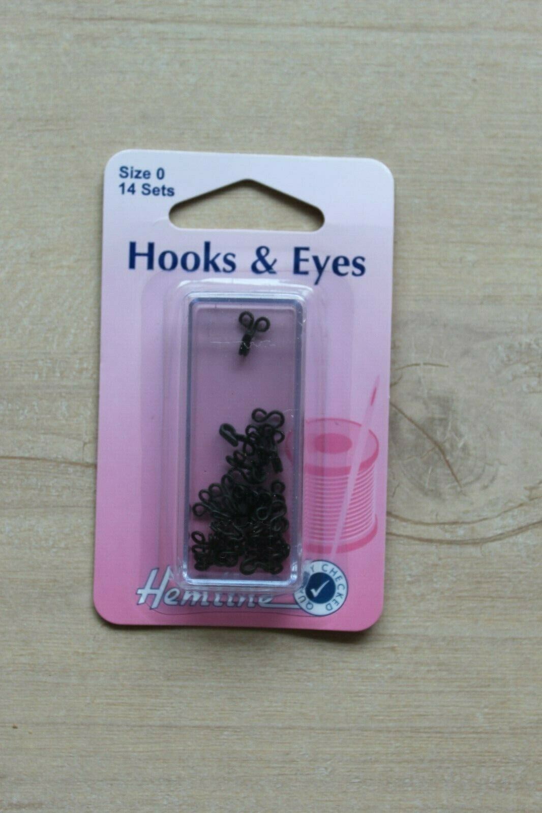 Hemline size 0 hooks and eyes - Black