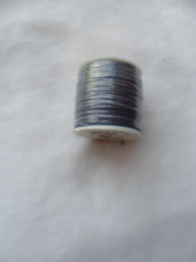 Extra strong sewing thread - Grey
